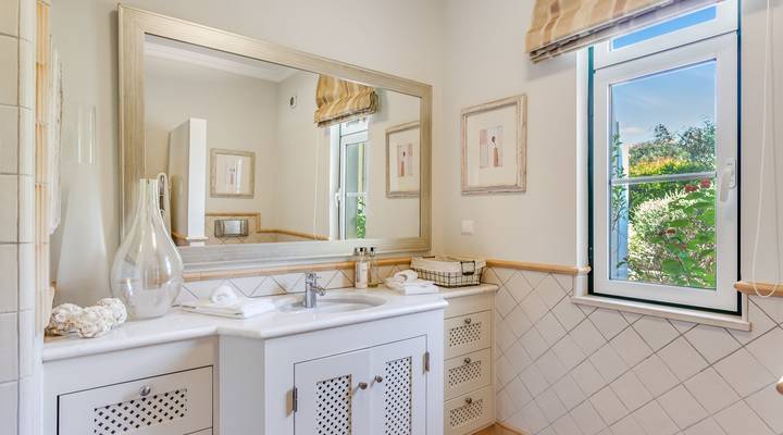 Vale dos Pinheiros IV Thumbnail