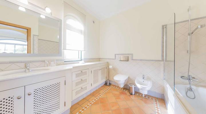 Vale dos Pinheiros I Thumbnail