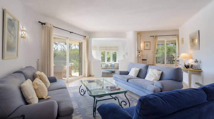 Villa Mistral Thumbnail