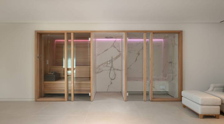 Luxury 7-Bedroom Lakefront Villa Beauty in Atlantico Thumbnail