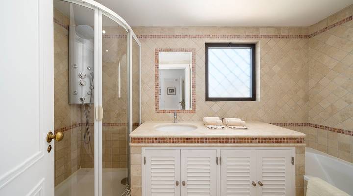 Lakeside Village 121 Thumbnail