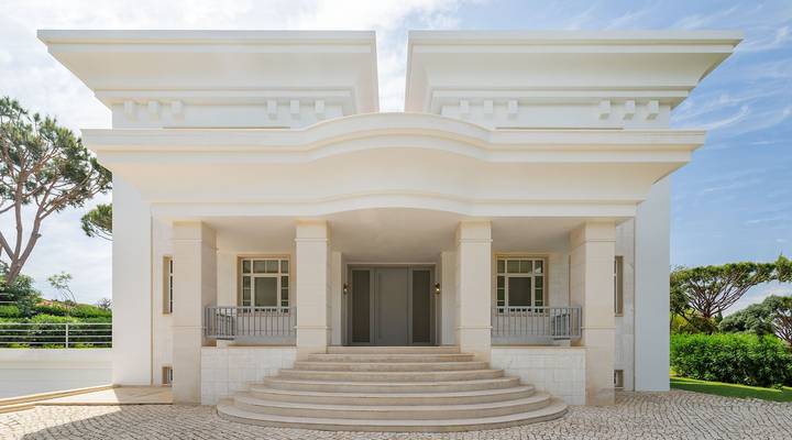 Grandiosa Mansão no Atlântico Thumbnail