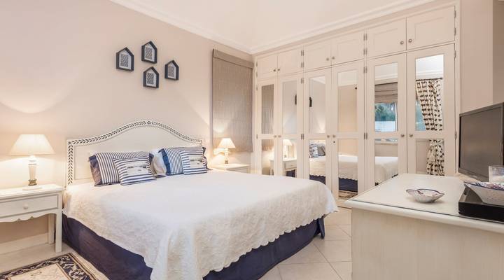 Encosta do Lago I Thumbnail