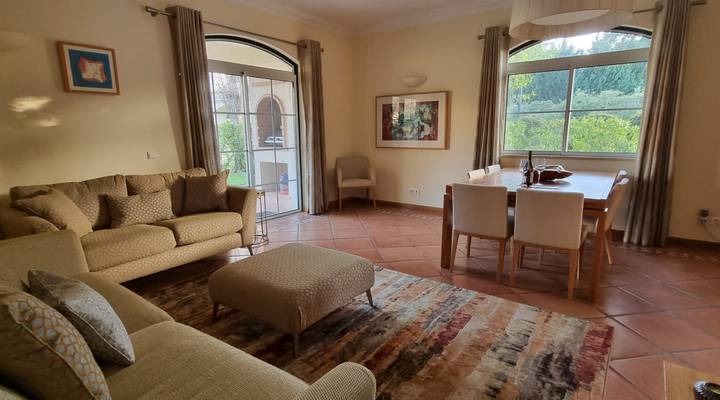 Vale dos Pinheiros I Thumbnail