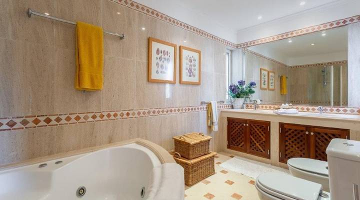 Encosta do Lago III Thumbnail