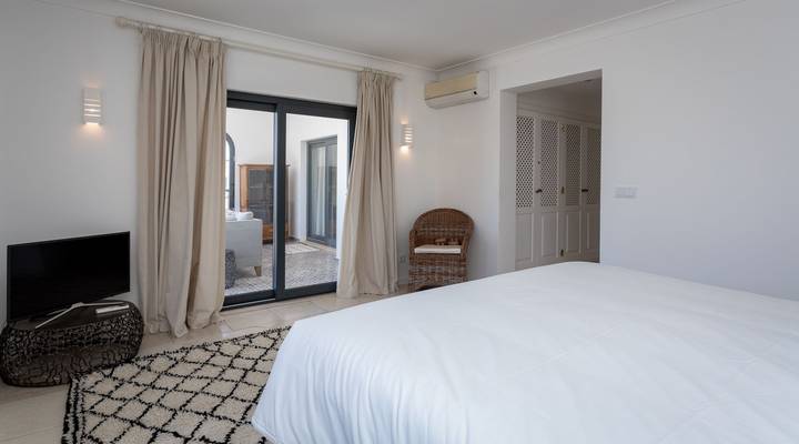 Villa Lakeside Village Thumbnail