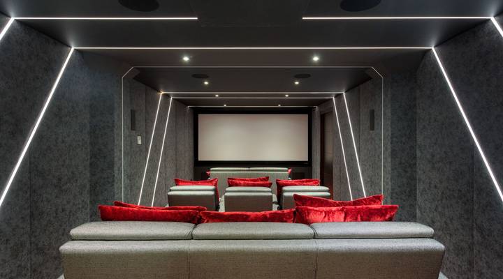 Step Into Paradise Thumbnail