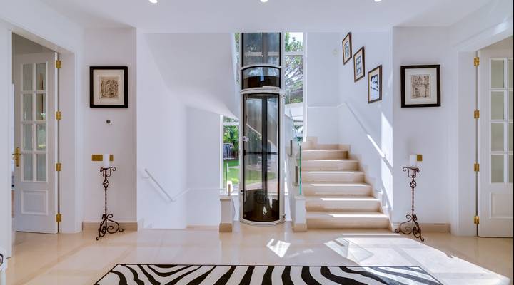 Stunning and Peaceful Villa Thumbnail