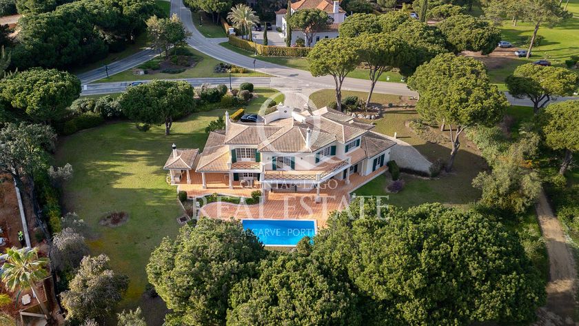 Encantadora Moradia Clássica Com Vistas Maravilhosas