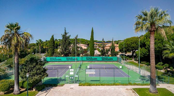 Fantastic 1-bedroom With Lake Views Thumbnail