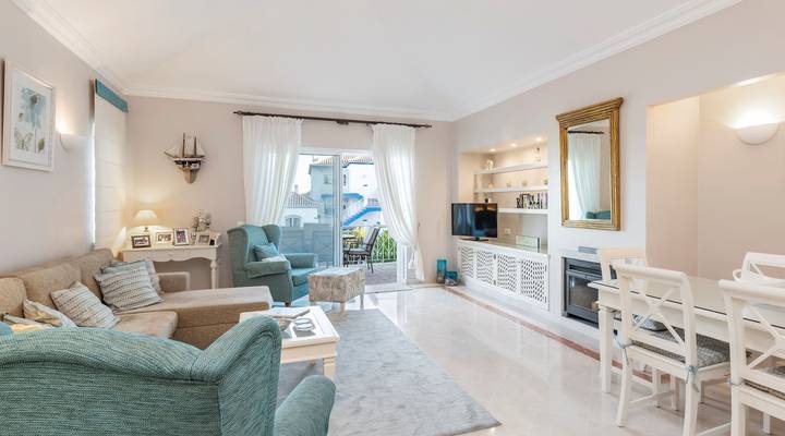 Encosta do Lago I Thumbnail