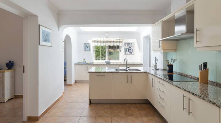 Villa Mistral Thumbnail