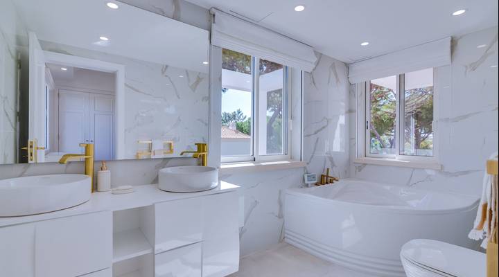 Stunning and Peaceful Villa Thumbnail