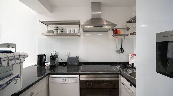 Apartamento Amplo Próximo da Praia Thumbnail