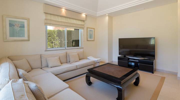 Villa Lotus Thumbnail