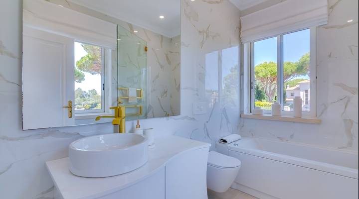 Stunning and Peaceful Villa Thumbnail