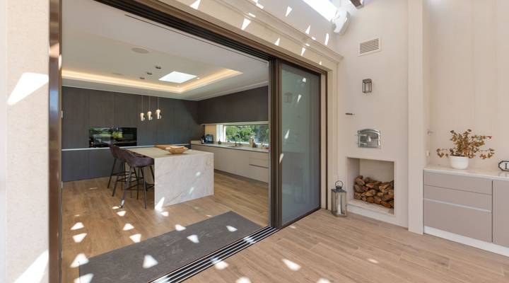 Villa Sunset Thumbnail