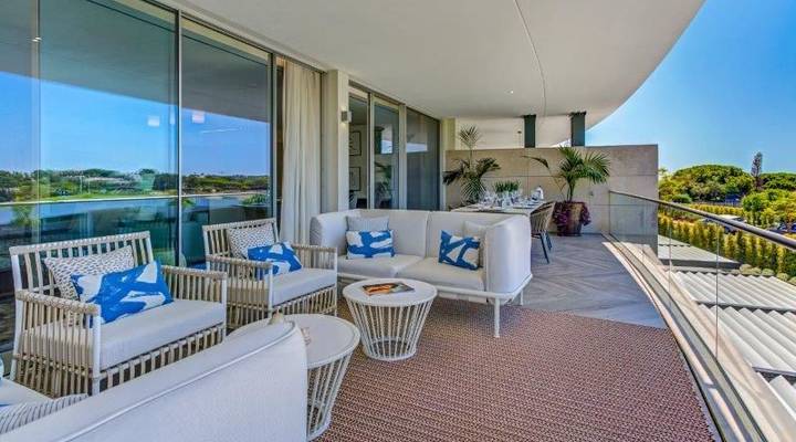 Reserva Lake Penthouse Thumbnail