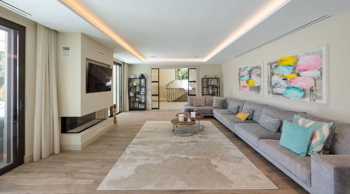 Villa Sunset Thumbnail