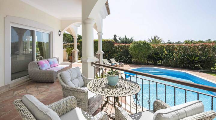 Villa Pinheiros Altos II Thumbnail
