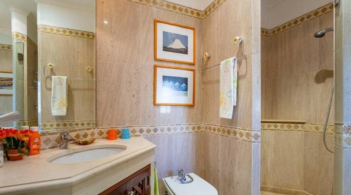 Encosta do Lago III Thumbnail