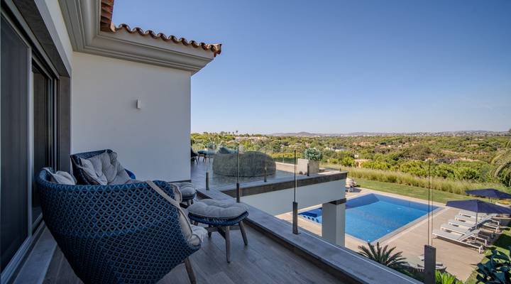 Villa Vista Thumbnail