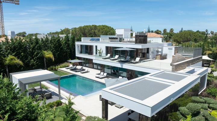 Villa Secreto Thumbnail