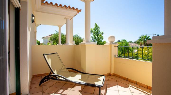 Vale dos Pinheiros IV Thumbnail