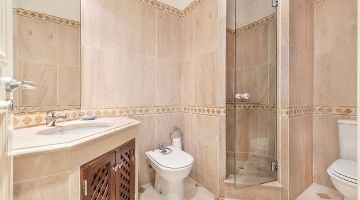 Encosta do Lago I Thumbnail