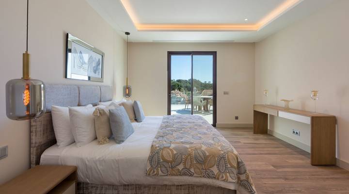 Villa Sunset Thumbnail