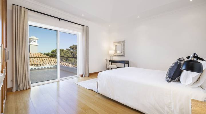 Encosta do Lago VII Thumbnail