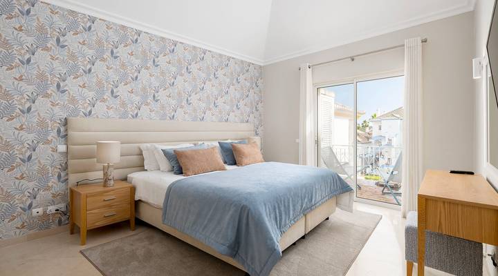 Encosta do Lago II Thumbnail