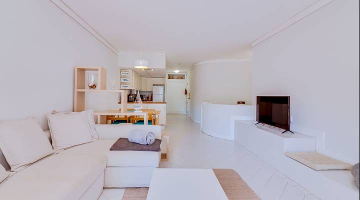 Fantástico Apartamento a Poucos Passos Da Praia Thumbnail