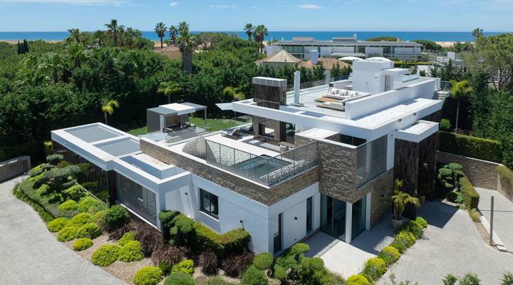 Villa Secreto Thumbnail