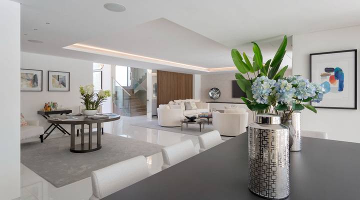 Step Into Paradise Thumbnail