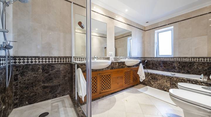 Encosta do Lago VII Thumbnail