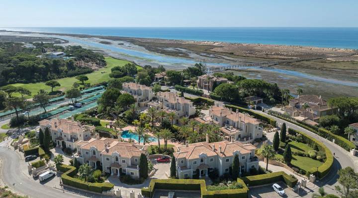 Villa Oasis Thumbnail