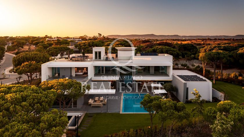 Villa Eden