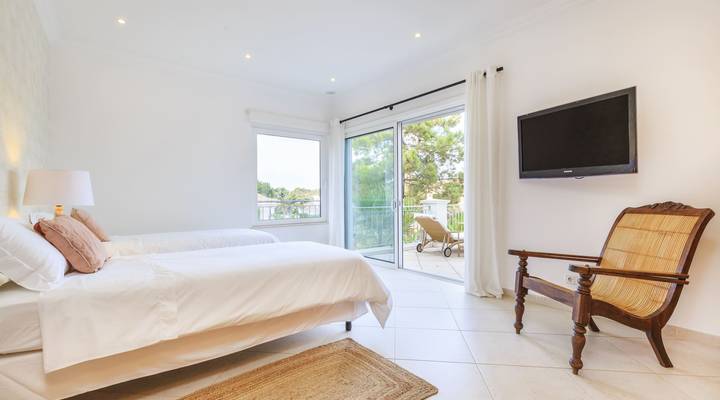 Encosta do Lago V Thumbnail