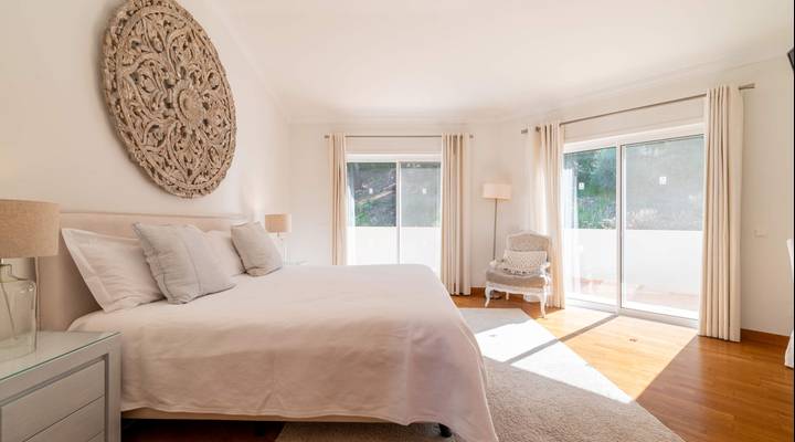 Villa Mayfair Thumbnail