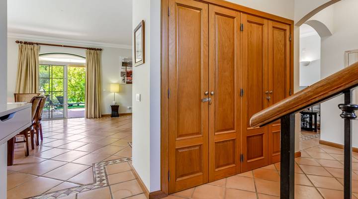 Vale dos Pinheiros IV Thumbnail