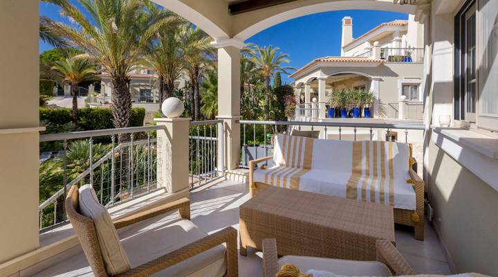 Villa Oasis Thumbnail