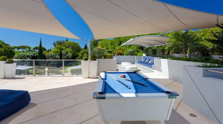 Step Into Paradise Thumbnail