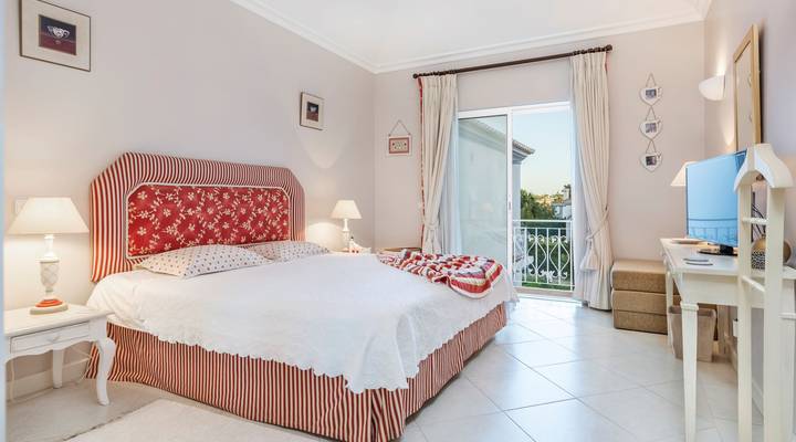 Encosta do Lago I Thumbnail