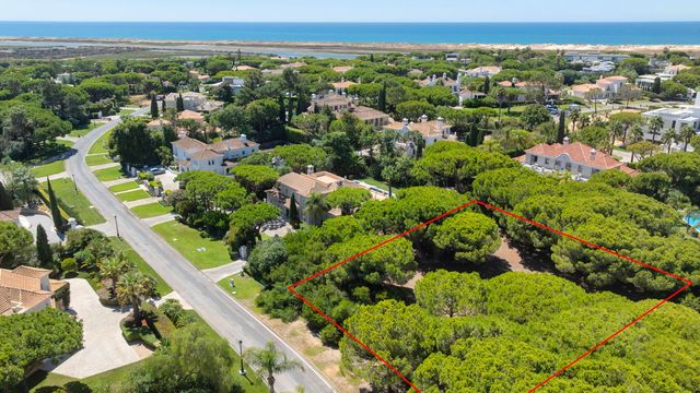 Plot Atlantida