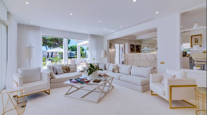 Stunning and Peaceful Villa Thumbnail