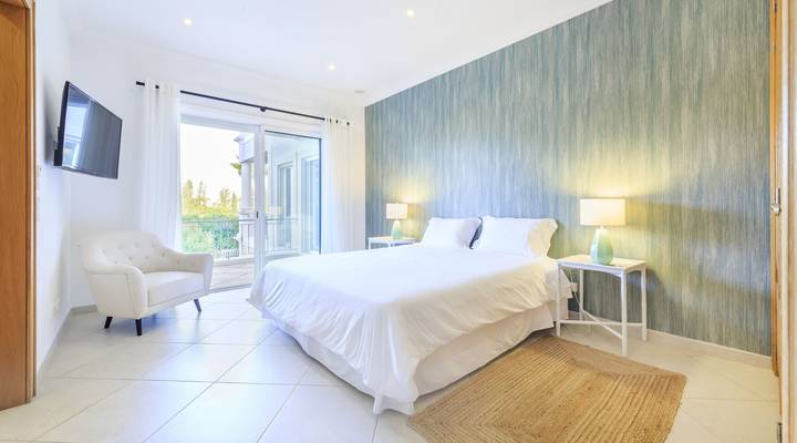 Encosta do Lago V Thumbnail