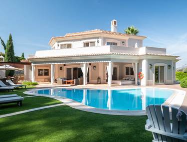 Villa Mayfair