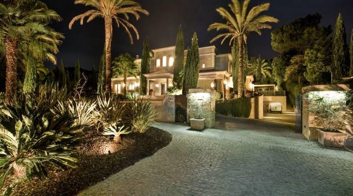 Villa Gondra VIII Thumbnail