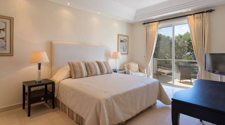 Villa Lotus Thumbnail